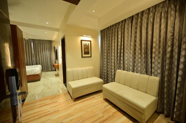 Junior Suite - Image 3